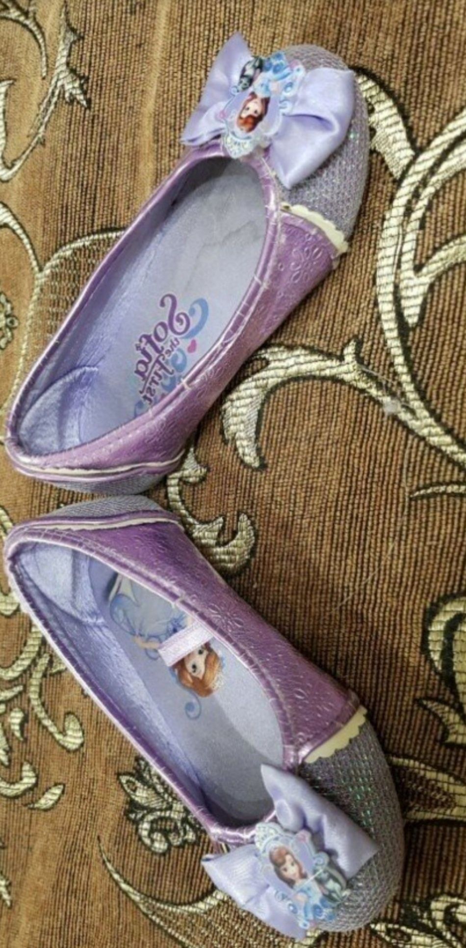Красивые туфельки для девочки
