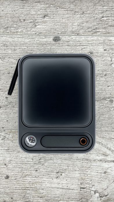 Найпотужніший в світі пусковий пристрій Baseus jump starter 3000A