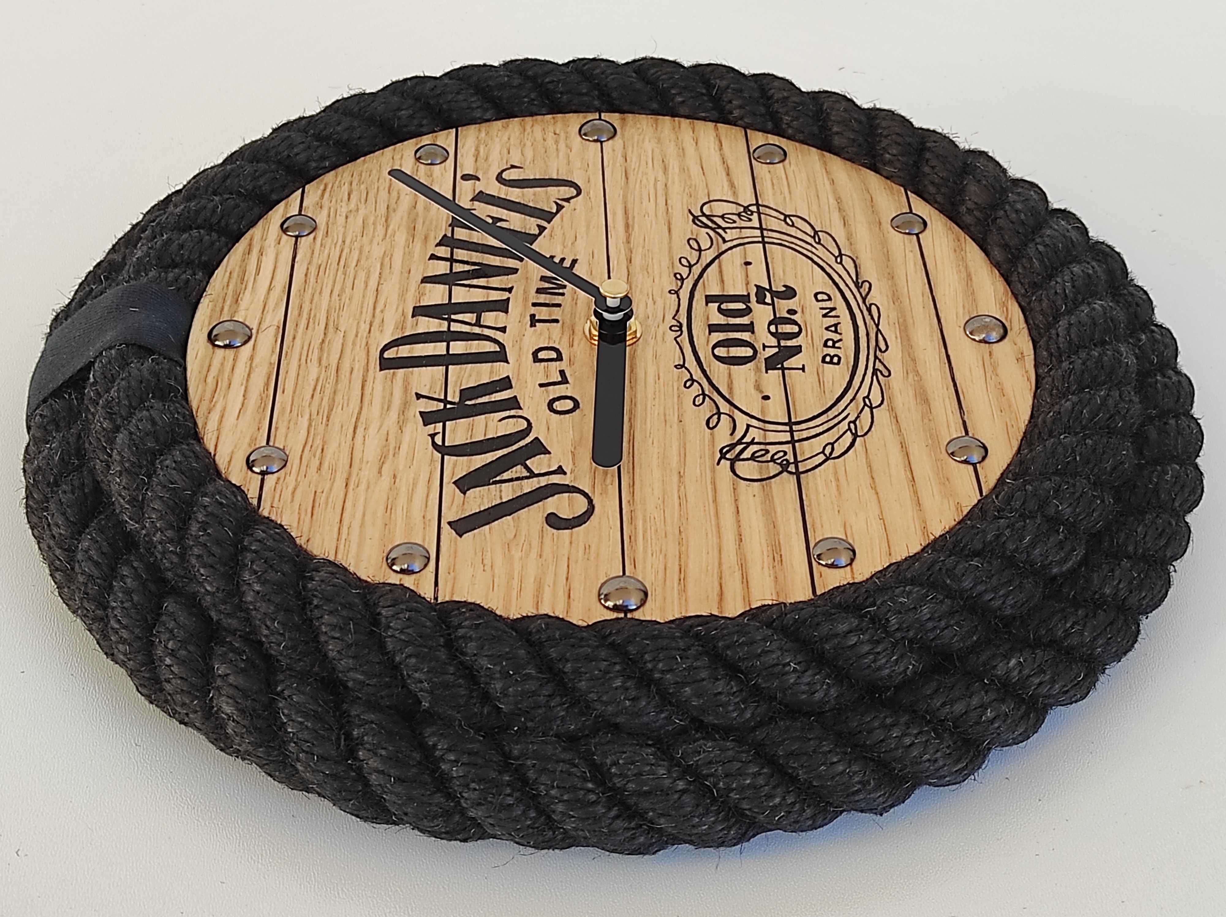 Elegancki Prezent dla mężczyzny. Zegar w stylu Jack Daniel's