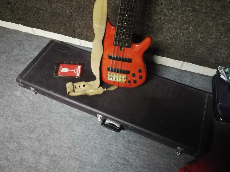 Baixo Fretless Lined Yamaha TRB 6P 1ª ger.