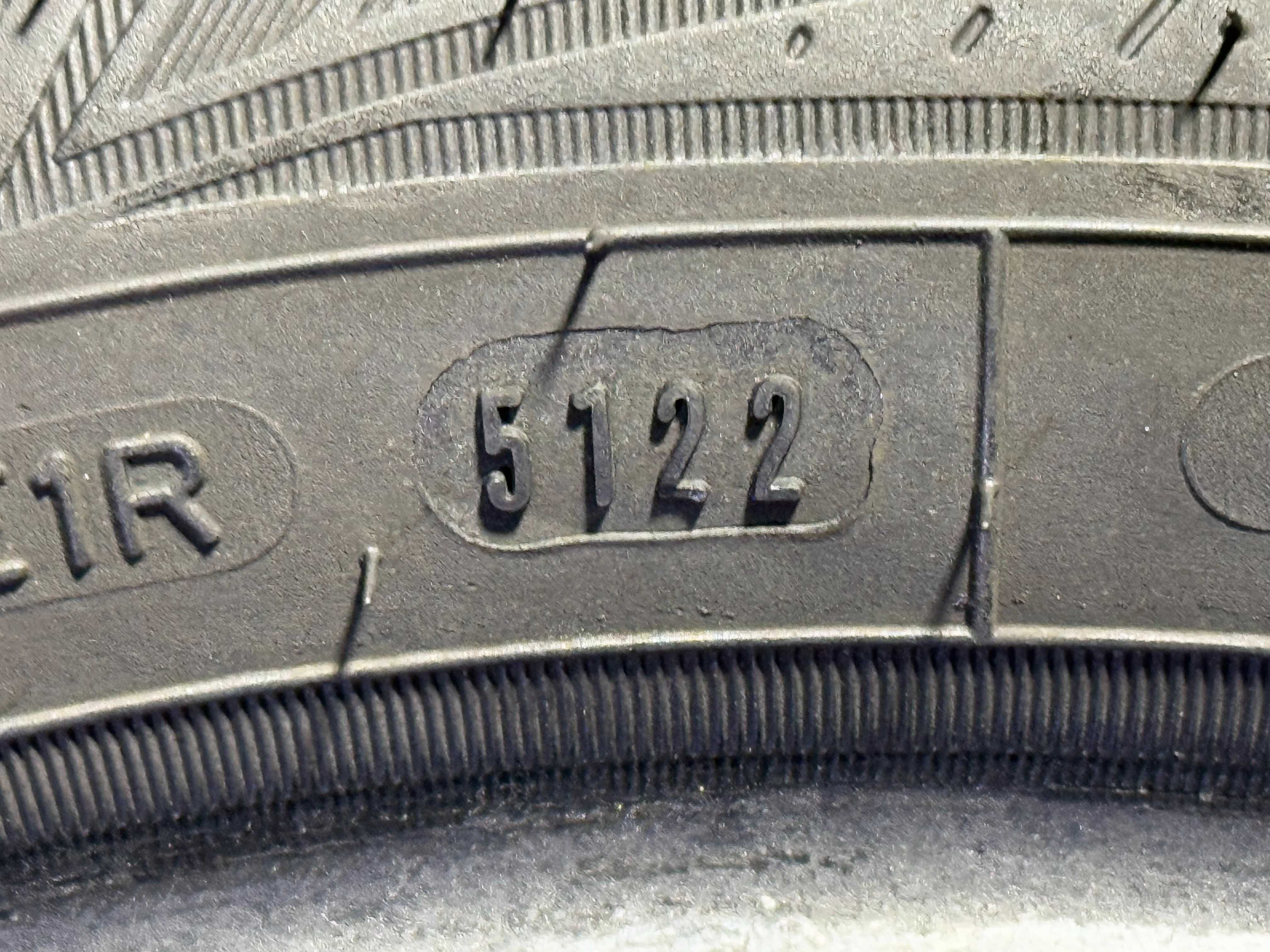 Opony Całoroczne 205/55/16 GOODYEAR VECTOR4SEASONS #*913