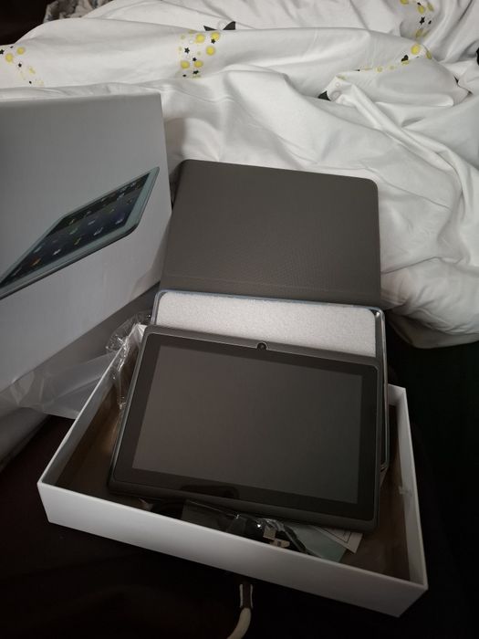 Tablet nowy nieużywany