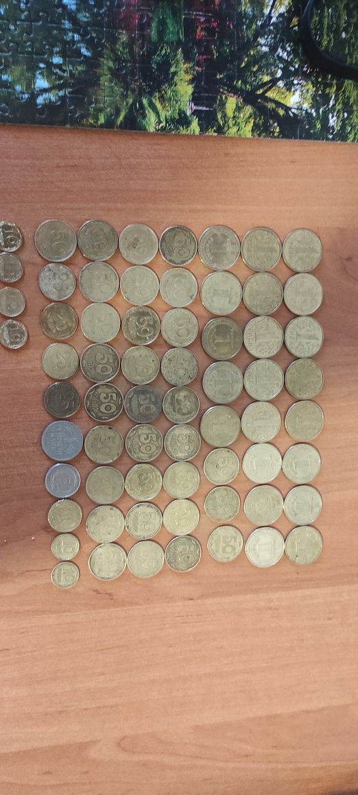 Монеты разние, и года тоже больше 92 года.