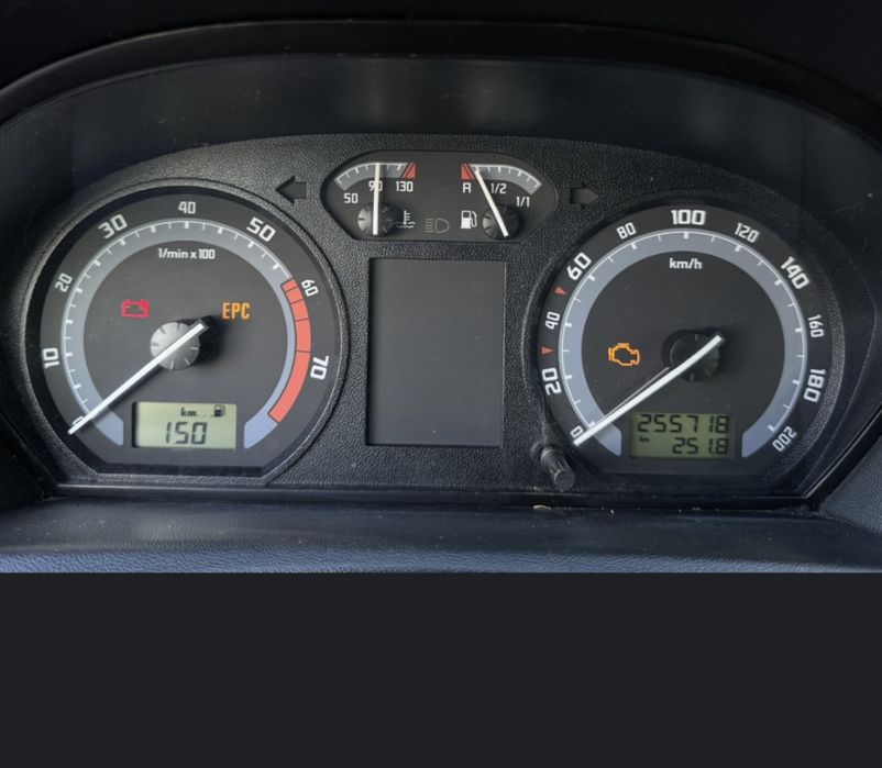 Шкода Фабія / Skoda Fabia 1.4 Газ / Бензин Універсал