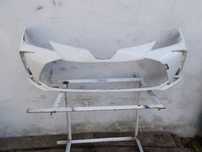TOYOTA COROLLA E21 SEDAN ZDERZAK PRZÓD PRZEDNI