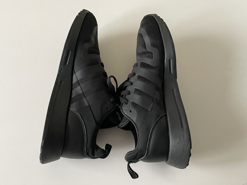 Adidas Multix Originals базові чорні кросівки р. 44 оригінал