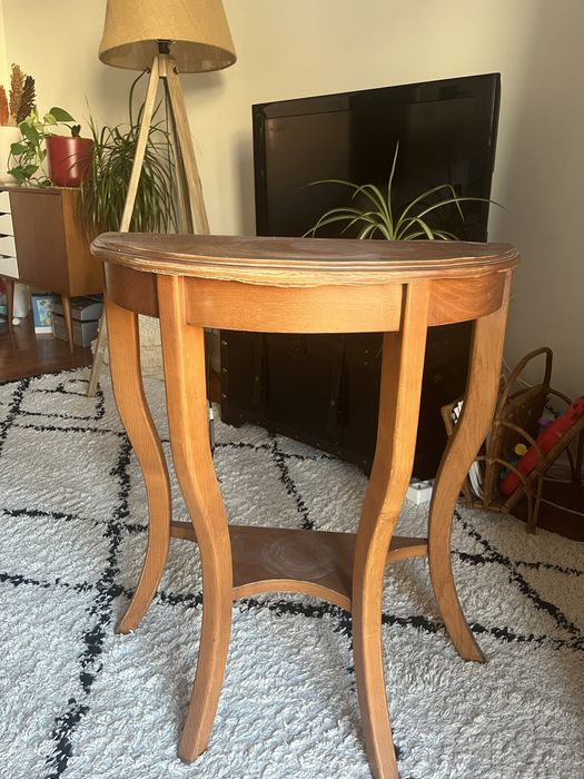 Mesa vintage meia lua