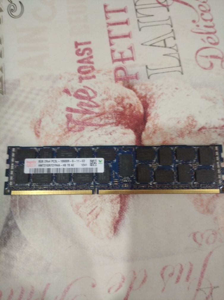 Оперативна пам'ять серверна ddr3 8gb 1333mHz