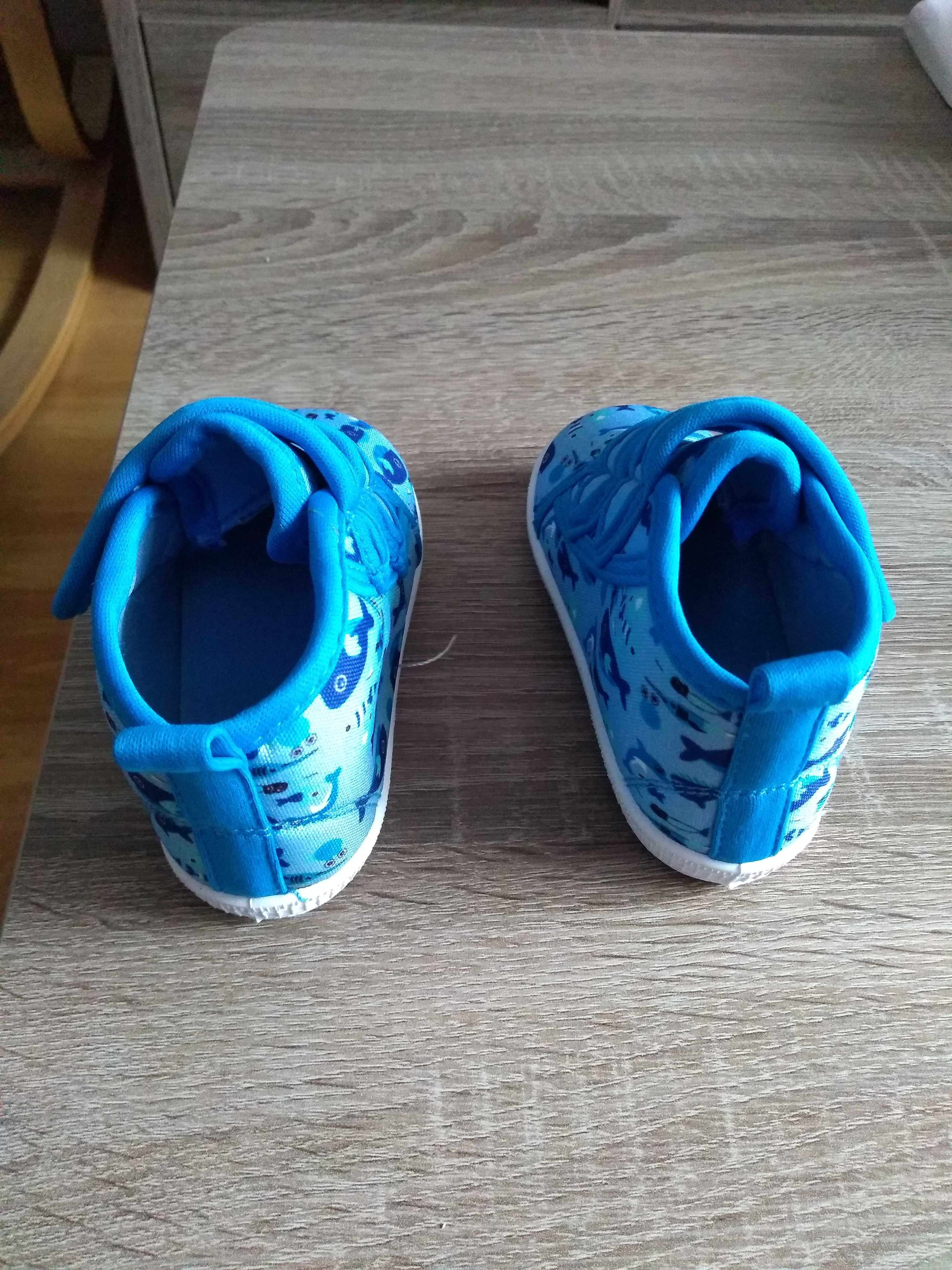 buty sportowe dziecięce nowe