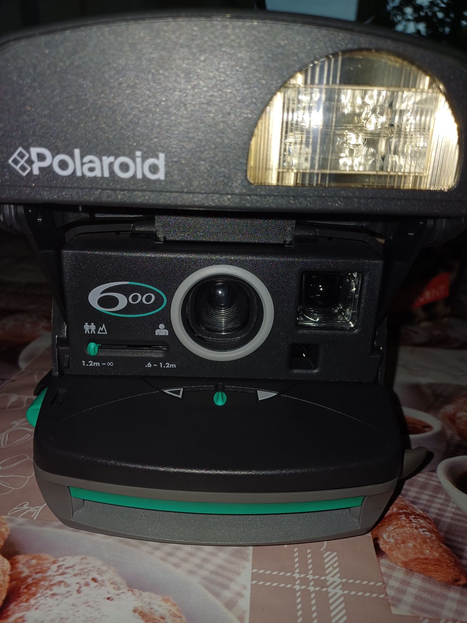 Продам Polaroid 600