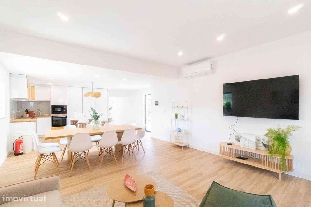 Moradia T4 Em Espinho