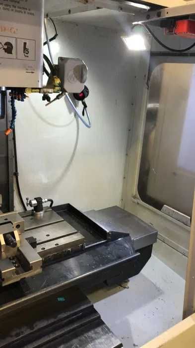 Haas VF-1 Centrum obróbcze CNC frezarka 2007