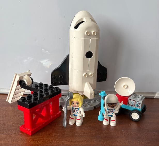 LEGO 10944 Duplo Lot promem kosmicznym