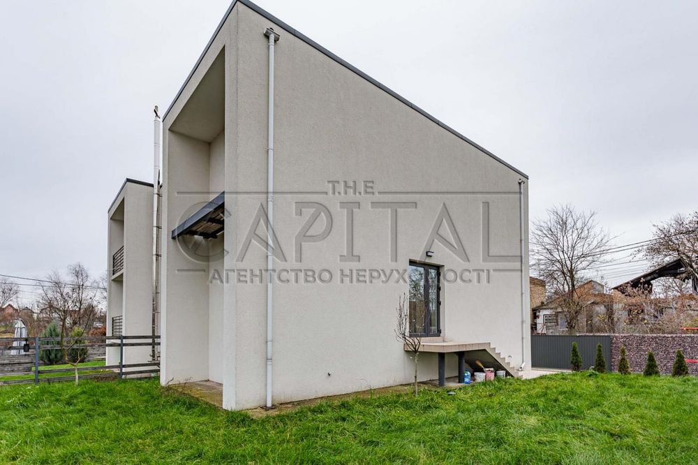 Продажа дома (дуплекс) р-н Жуляны Срочная продажа Держпрограмы ДА