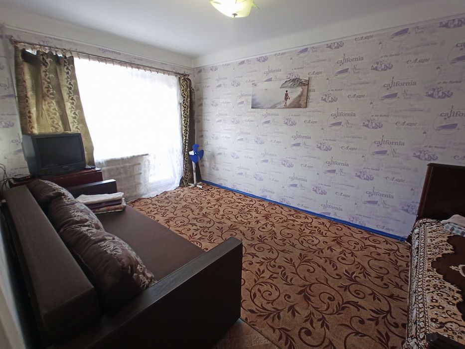 Чистая однушка с автономкой. Всё рядом.