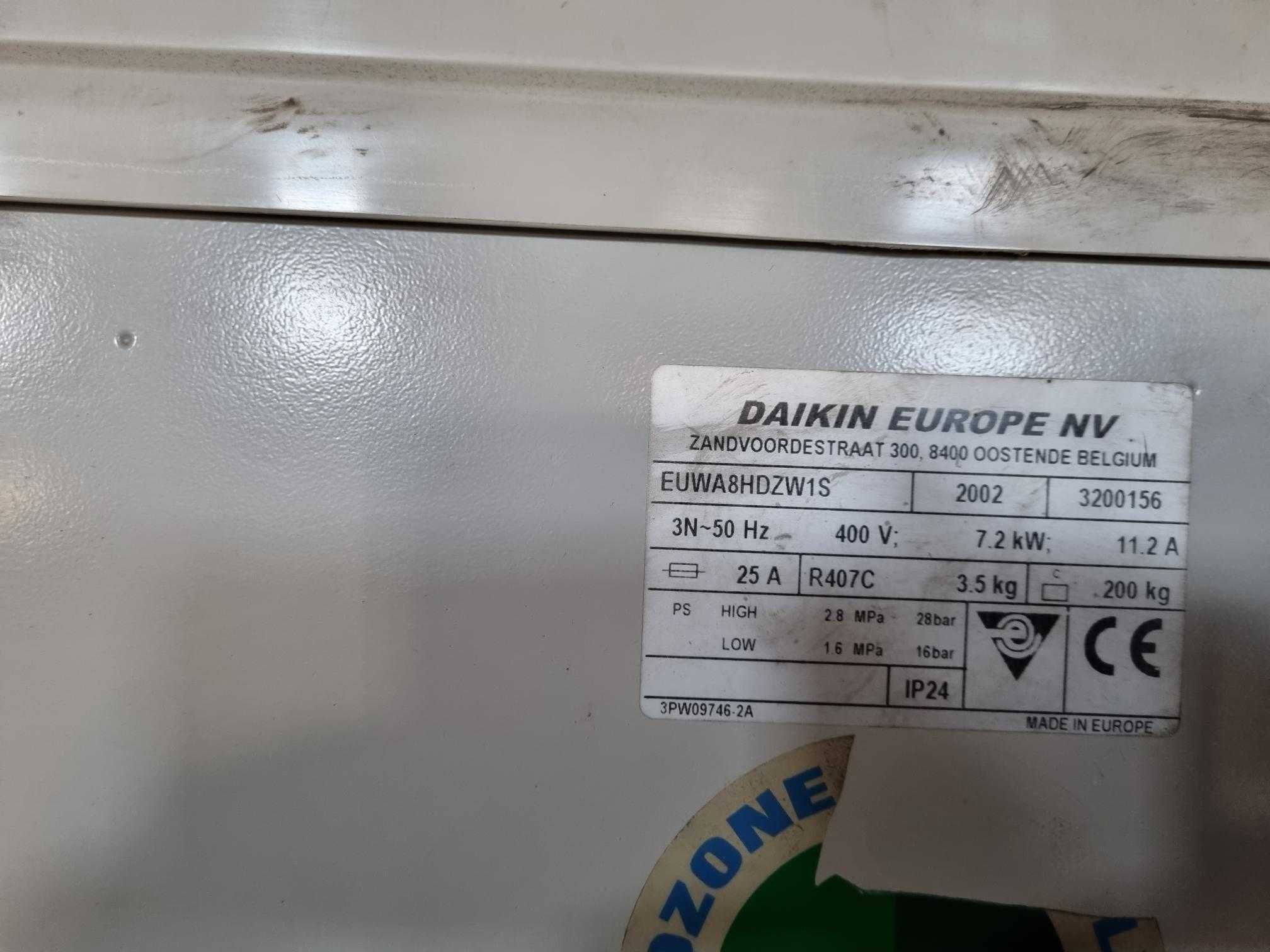 Agregat wody lodowej Chiller Daikin 17,9 kw , rok 2002 .