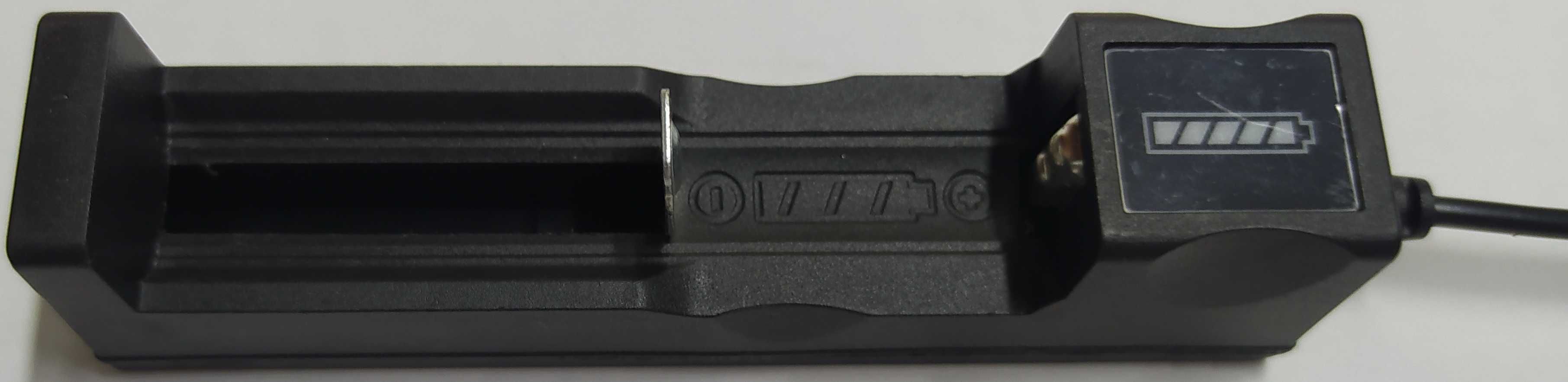 USB зарядка TG-188 для Li-ion аккумуляторов 18650