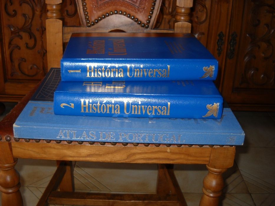 Vendo Atlas de Portugal e 2 dois volumes da História Universal