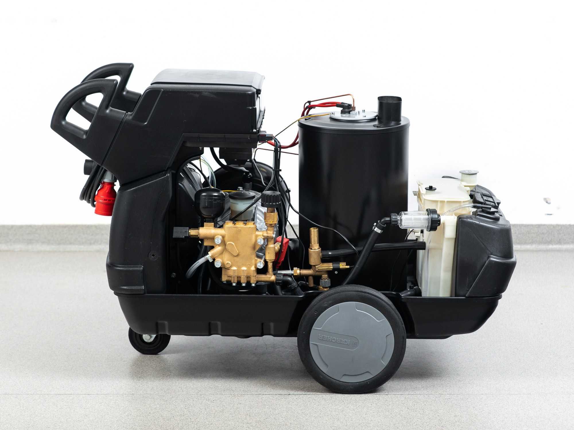MYJKA CIŚNIENIOWA KARCHER HDS 995 180bar 1000l/h 400V 6,8kW 9000 netto