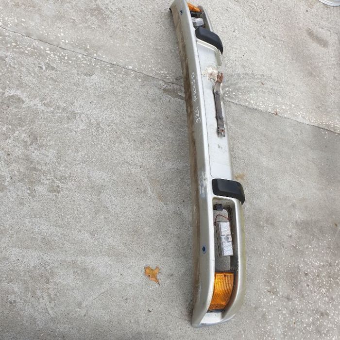 PORSCHE 924 ZDERZAK PRZOD