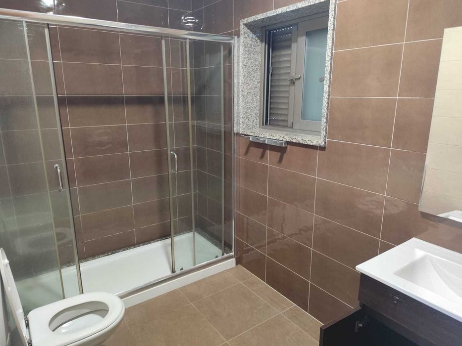 Arrenda-se Casa T3 Válega