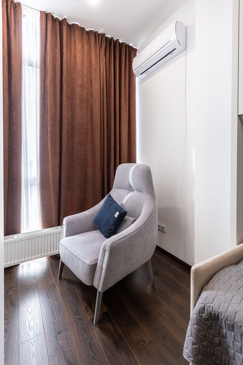Аренда 3кв. 120кв. пр. Слобожанский, лучшая квартира, Караван, центр.