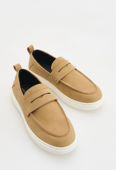 Mokasyna dla chłopca 34 Reserved