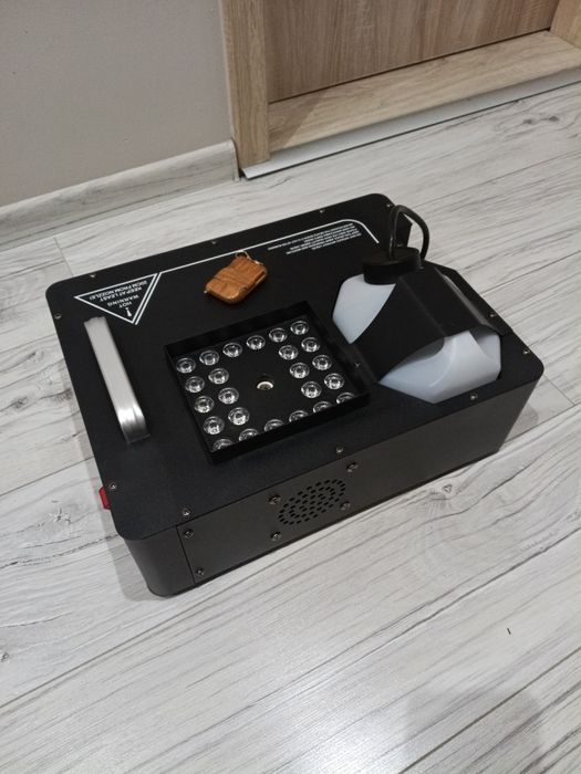 Wytwornica pionowa dymu 2000 w