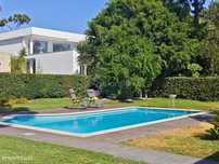 Moradia Térrea na Herdade da Aroeira com Piscina, Golfe e Total Privac