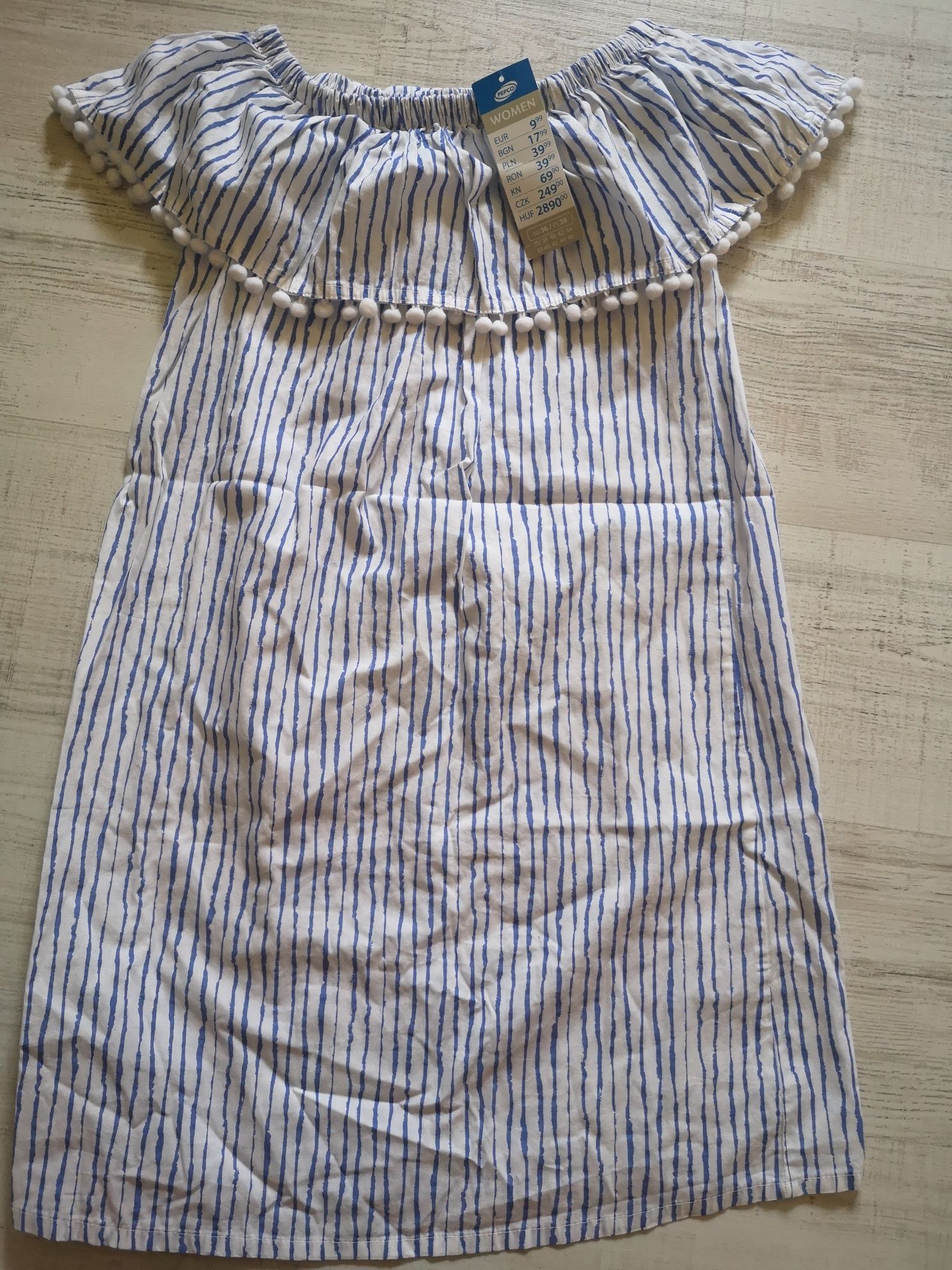 Nowa sukienka 36/38