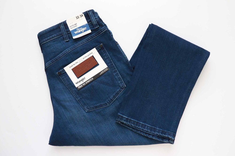 WRANGLER RIVER 881 W33 L34 męskie spodnie jeansy true tapered nowe