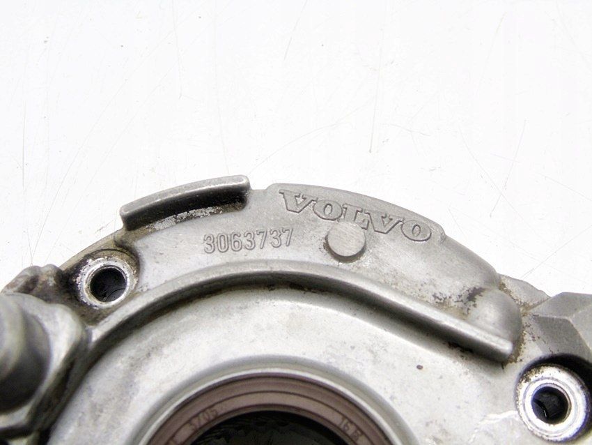 Pompa Oleju 2.4 D5 Volvo XC90 XC60 XC70 V70 2 3 S60