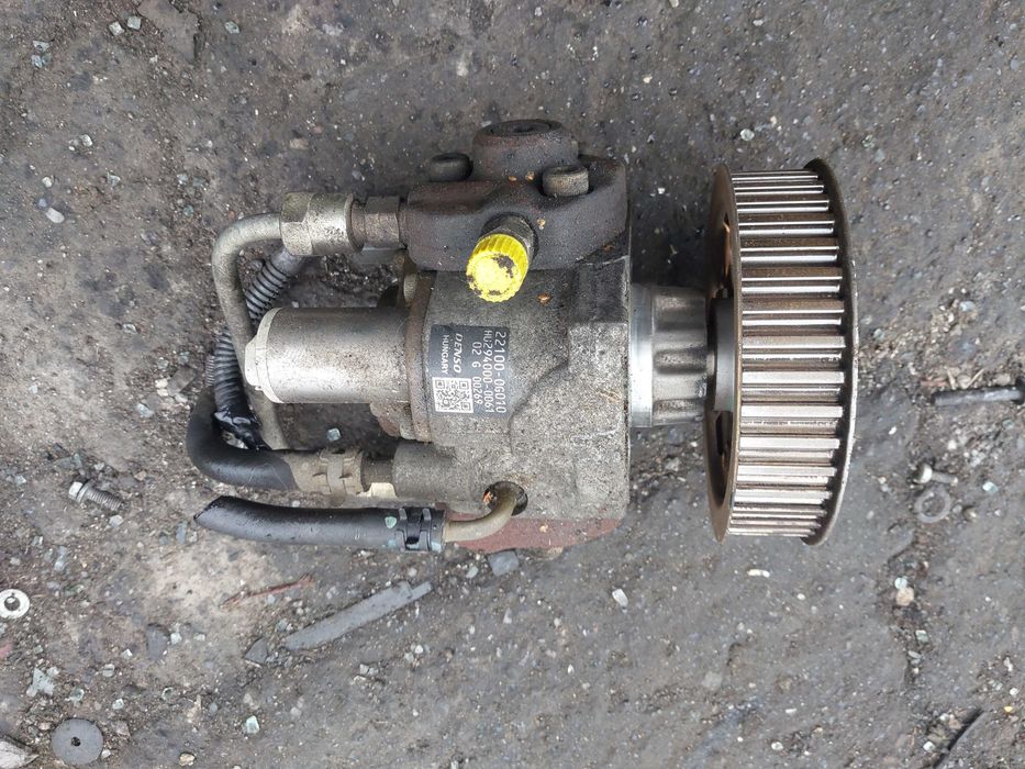 Pompa wtryskowa toyota corolla  2.0 d4d  22100-0g010  sprawna