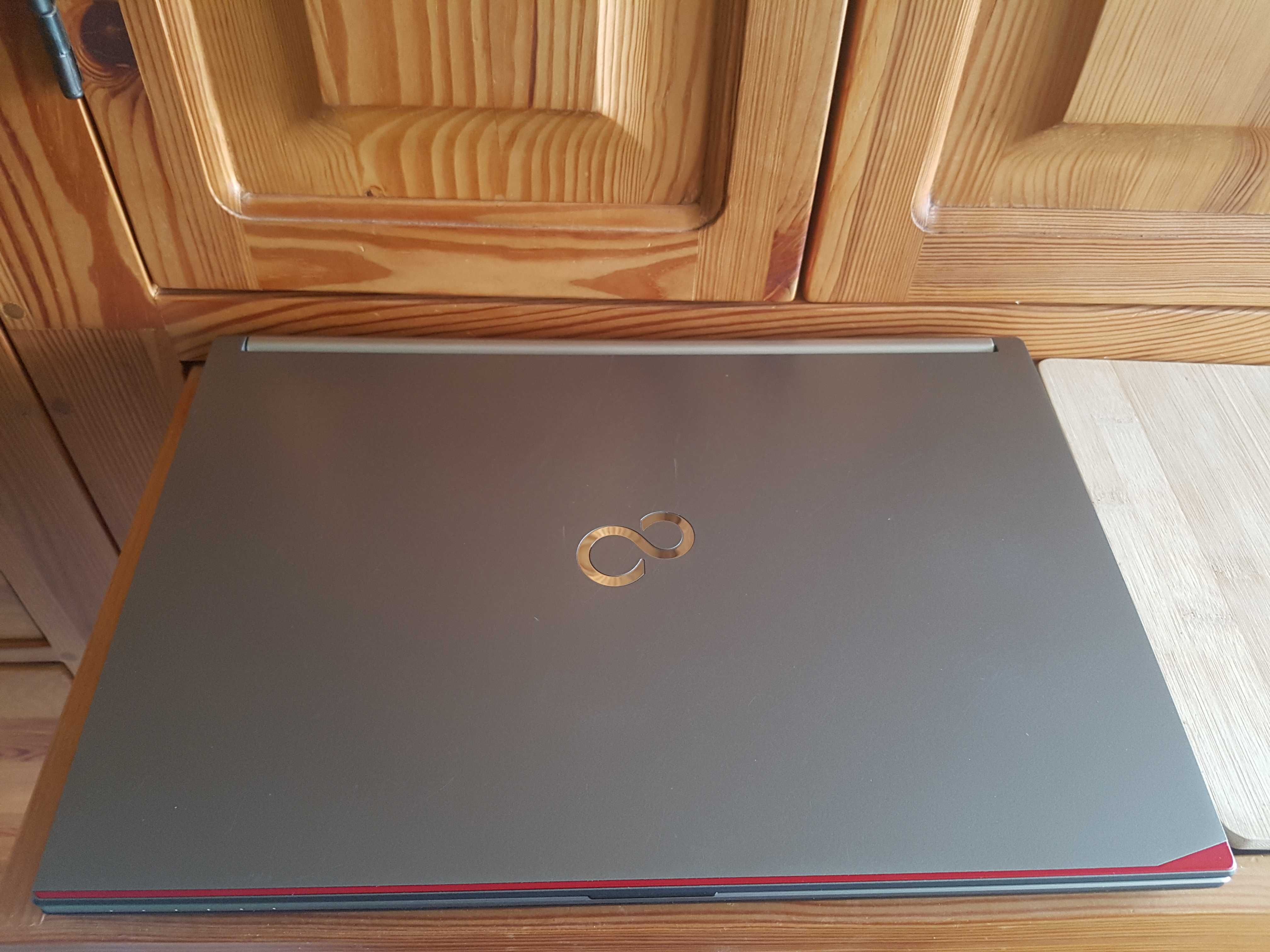 Fujitsu Celsius H760 Intel i7 nVidia Quadro 4GB M2000M