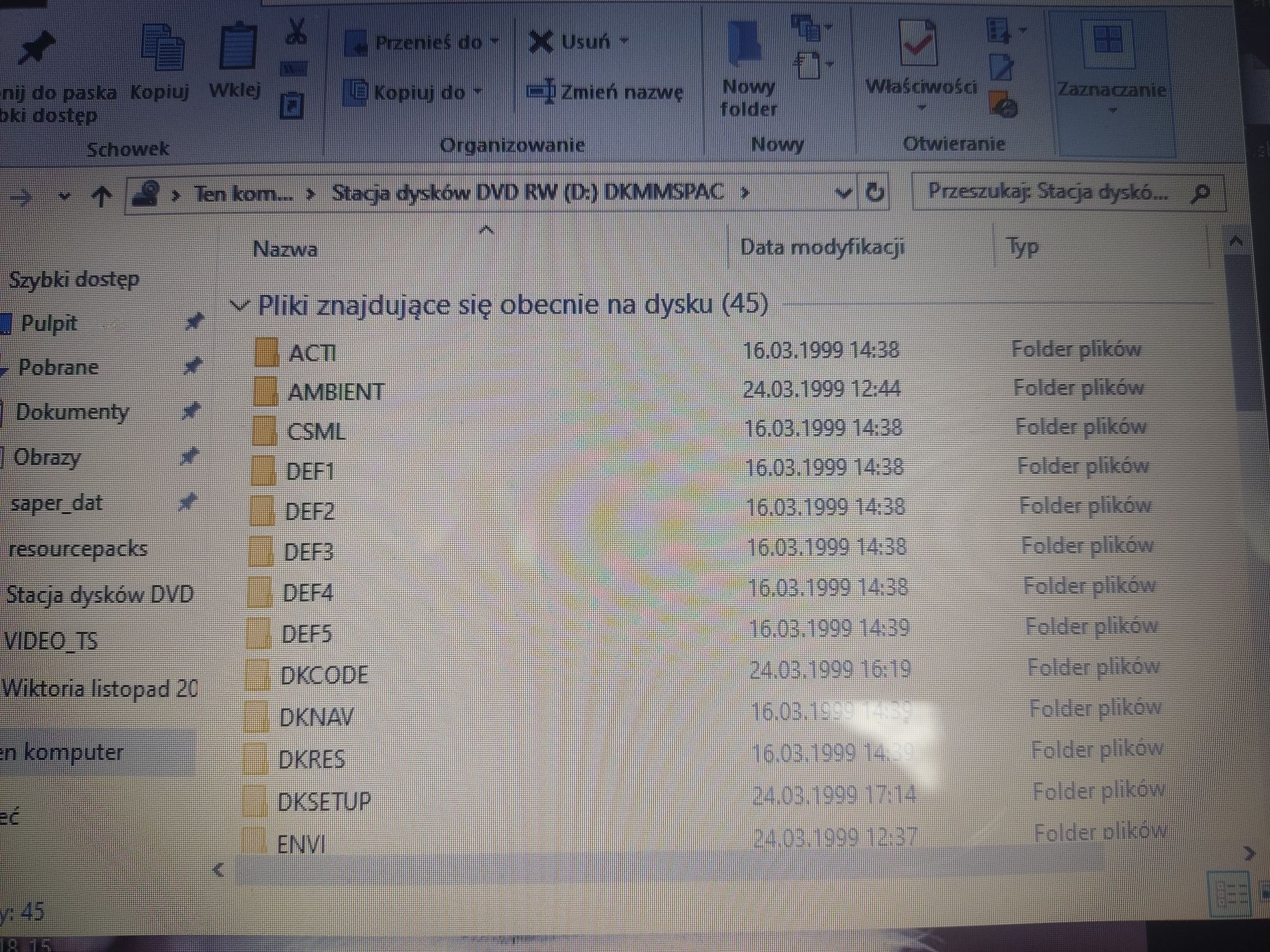 Zestaw na PC Encyklopedia Omnia 2001, ptaków, wszechświata, zabytków