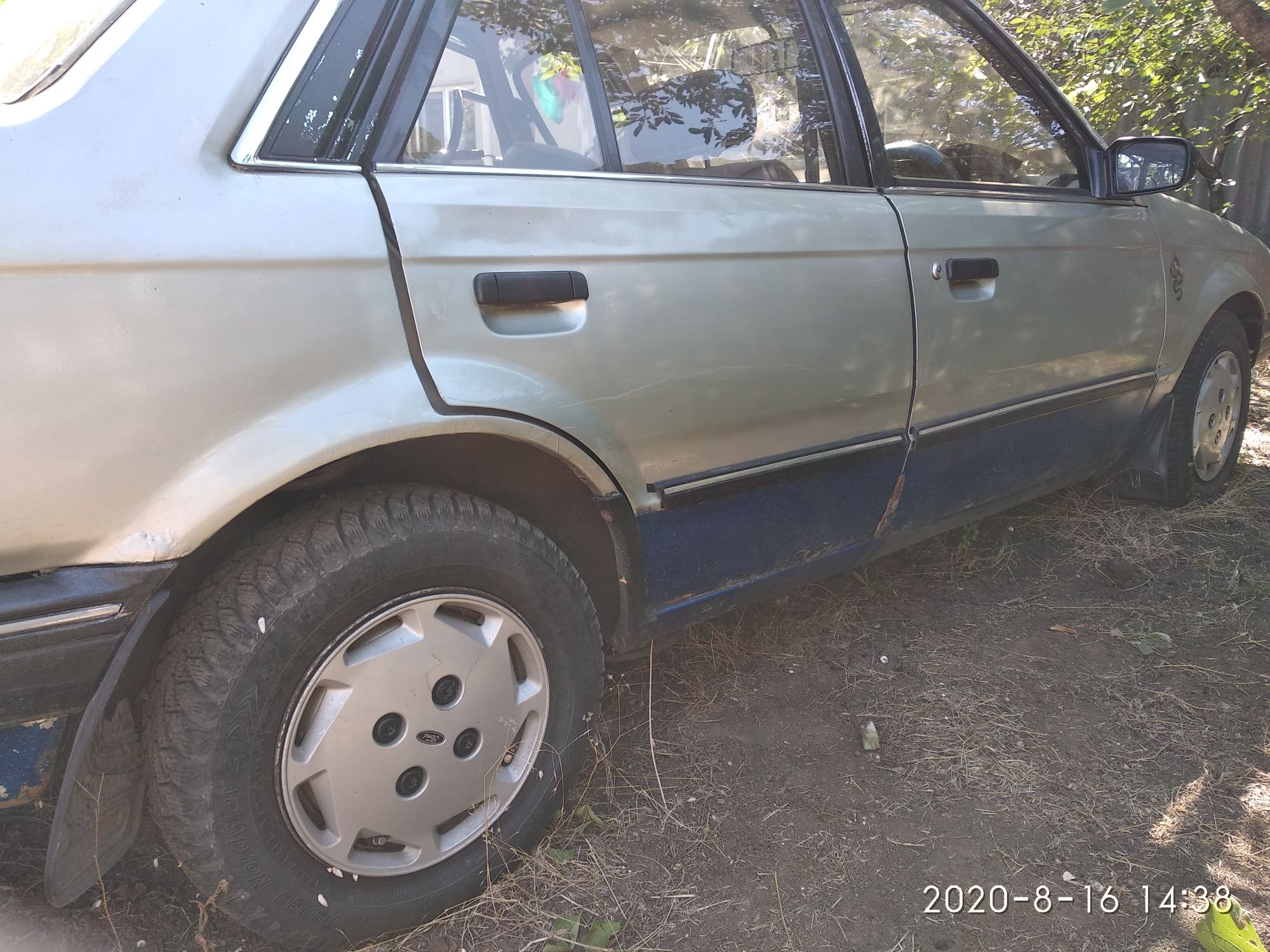 Ford Lancer (Mazda323) разбор