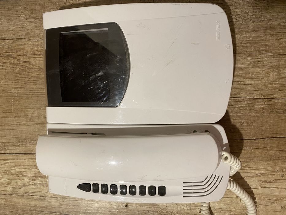 Відеодомофони аналогові Bricino Terraneo 334102 та Elvox Petrarca