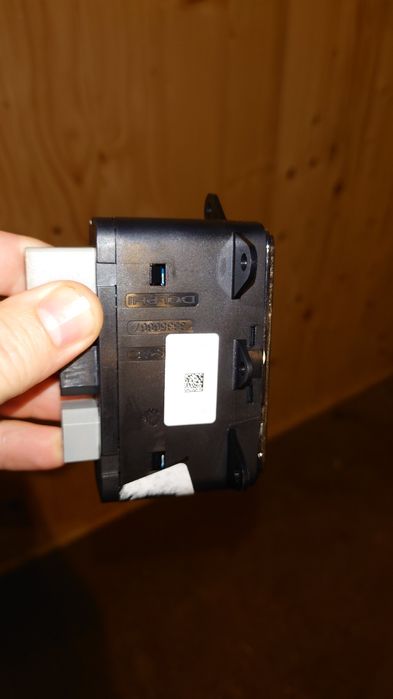 USB hub Jeep Grand Cherokee wk2 18-21