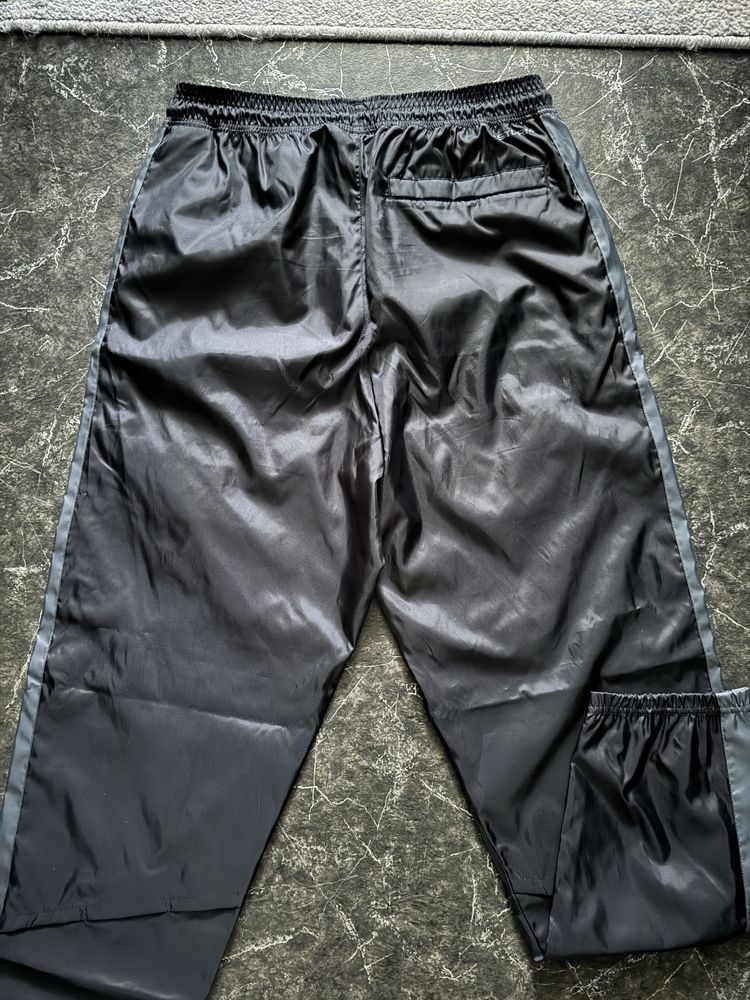 Чоловічі штани UA Legacy Woven Pants(Gore-Tex)