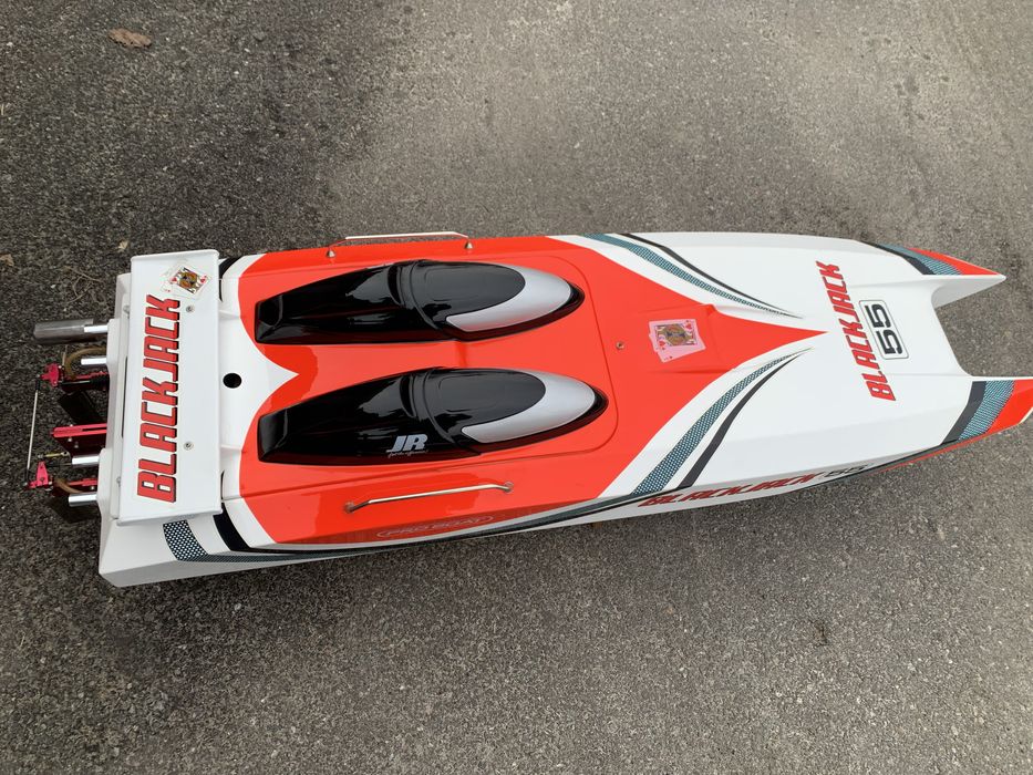 Катер Pro Boat Blackjack 55 /Catamaran/