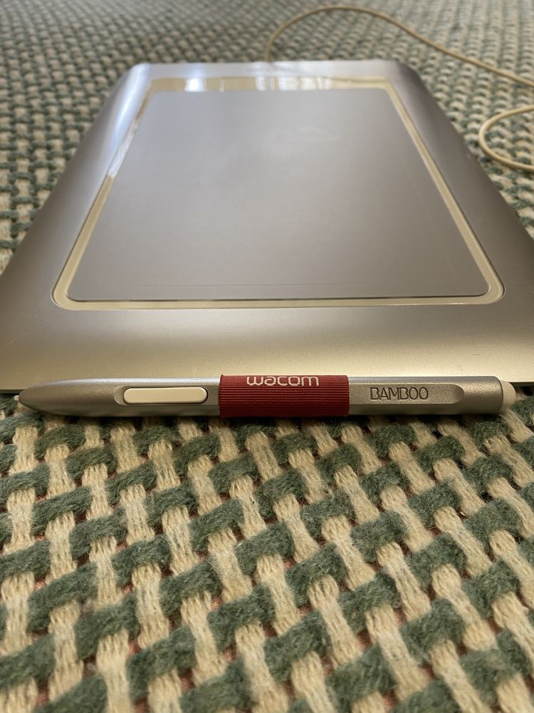 Графічний планшет Wacom Banboo Fun CTH-661