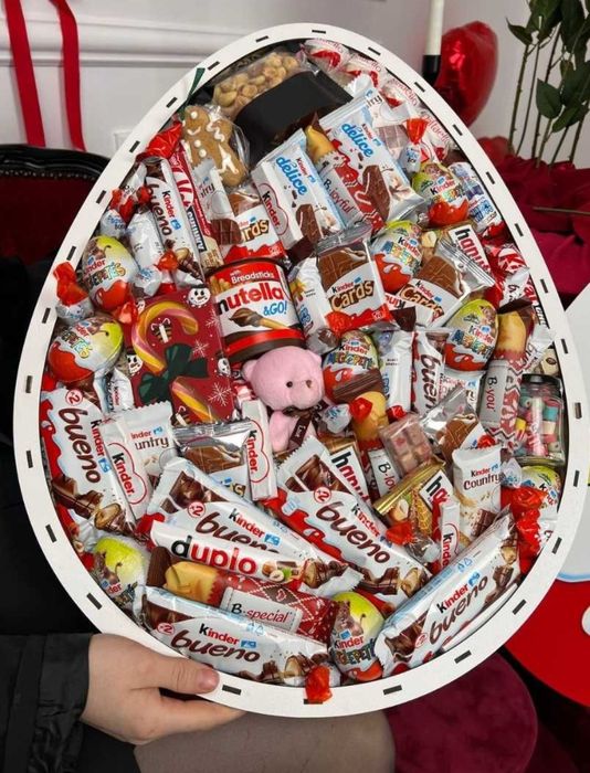 Подарунок дівчині Солодкий бокс подарунок на день народження