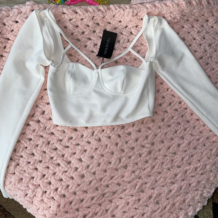 Топ з довгим рукавом