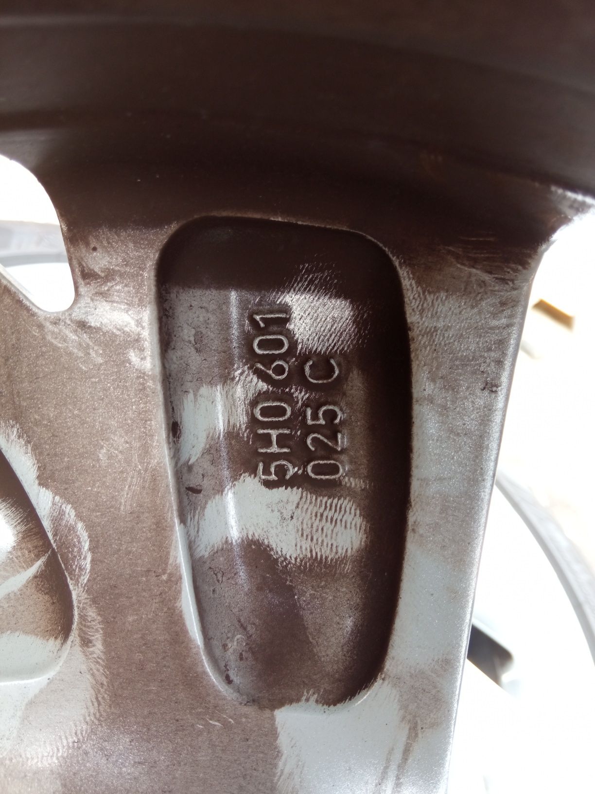 Alufelgi 17 koła VW Golf VIII lato