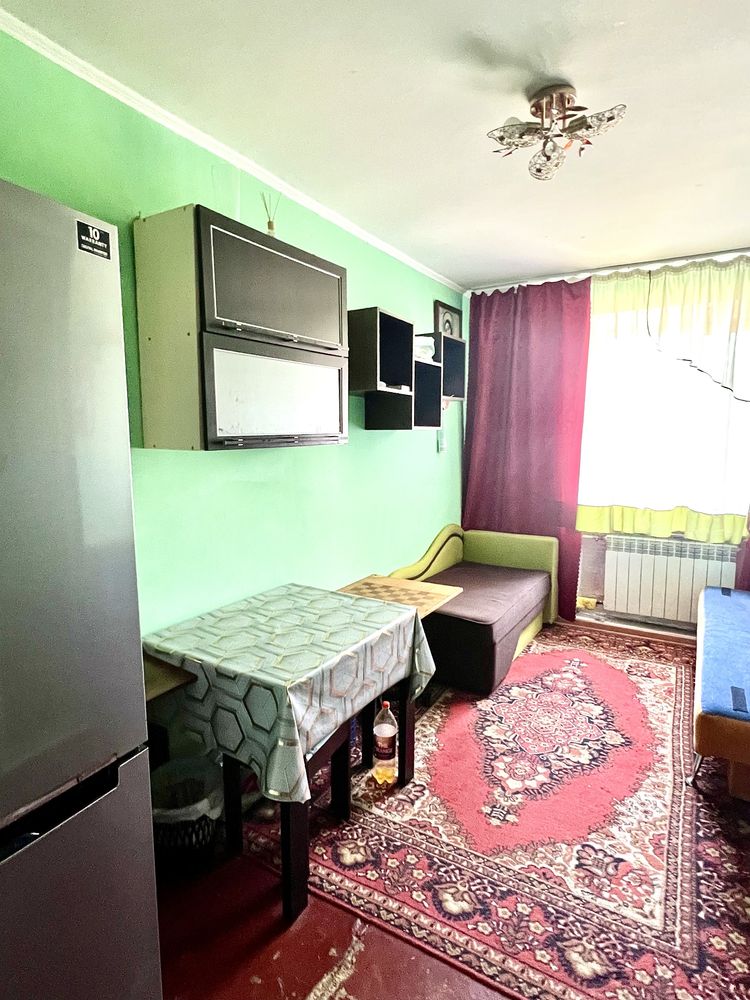 Продам кімнату в гуртожитку, Київська