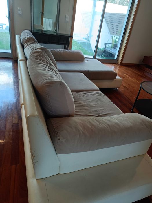 Sofá 20€ usado de 3 lugares com chaise long