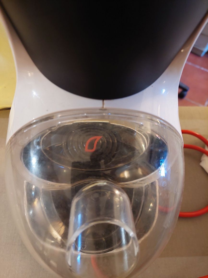 Maquina de café Lumia Dolçe gusto