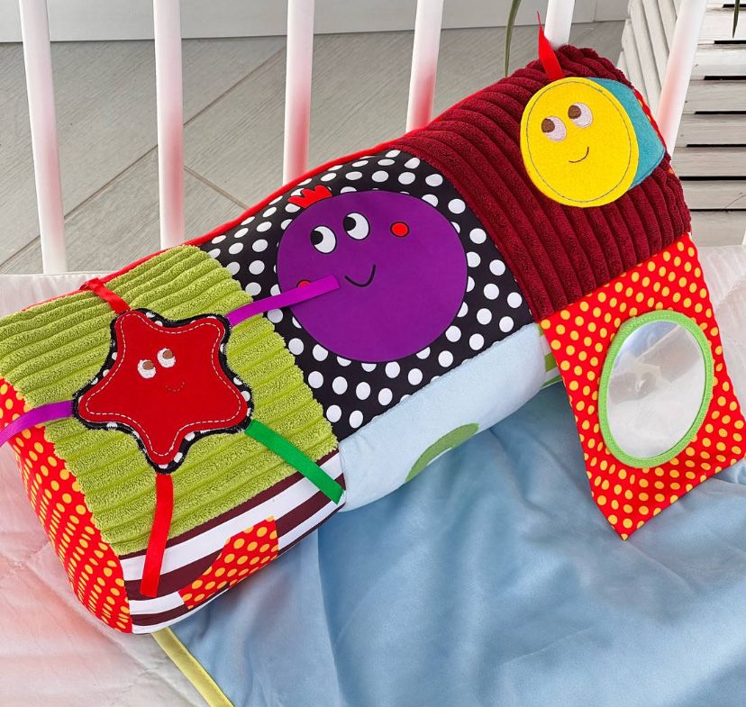 Килимок «Baby Carpet“ з мʼяким валиком для немовлят з ігоровими елемен