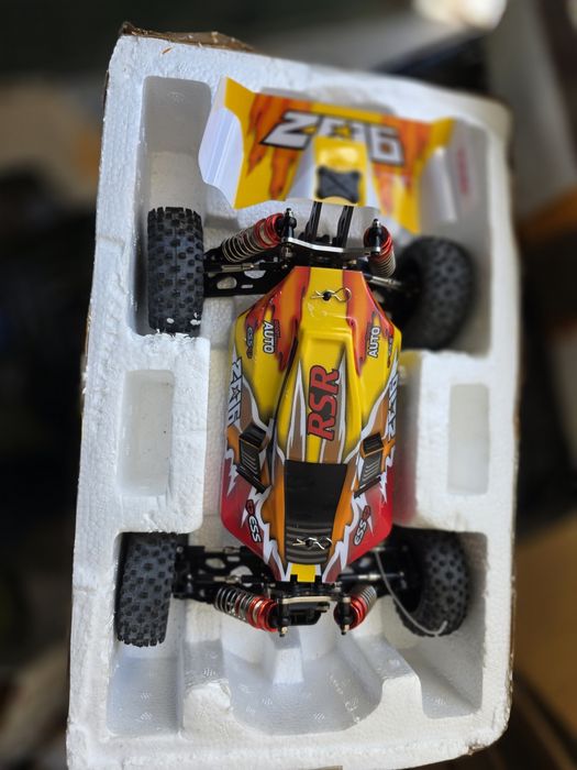 Carrinho rc com comando novo