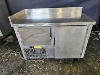 Bancada refrigerada em inox